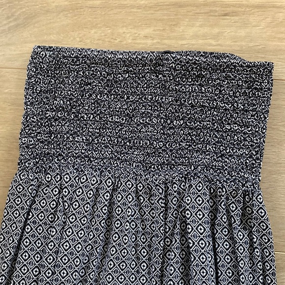 B&W Strapless Maxi Dress - Picture 4 of 4